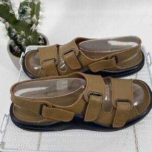 Hammacher Schlemmer The Lady's Walk On Air Strap Comfort  Open Toe Adjustable Sa